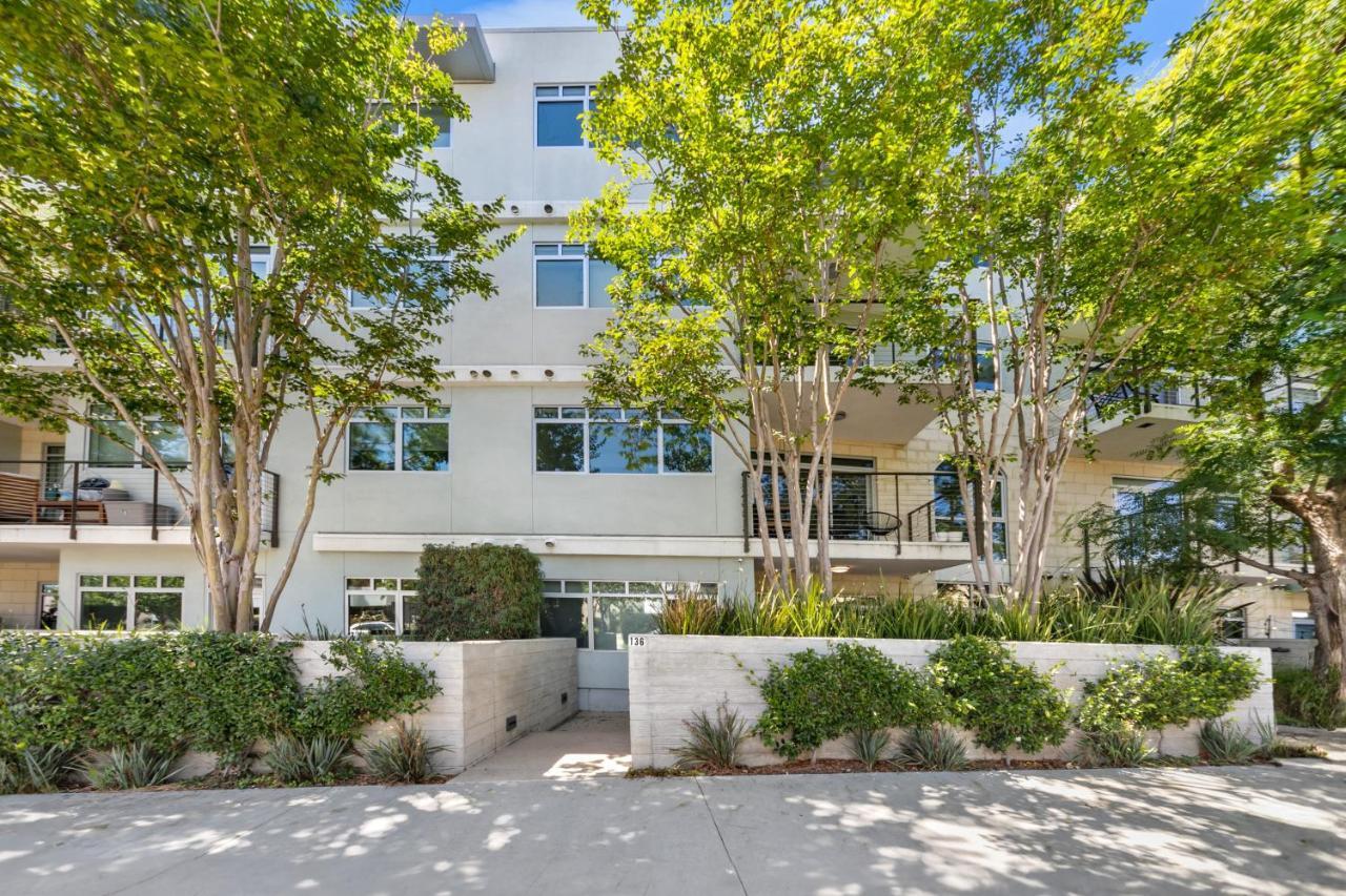Fairfax District Chic City Oasis 2 Bedroom Apt With Den 136 Лос-Анджелес Екстер'єр фото