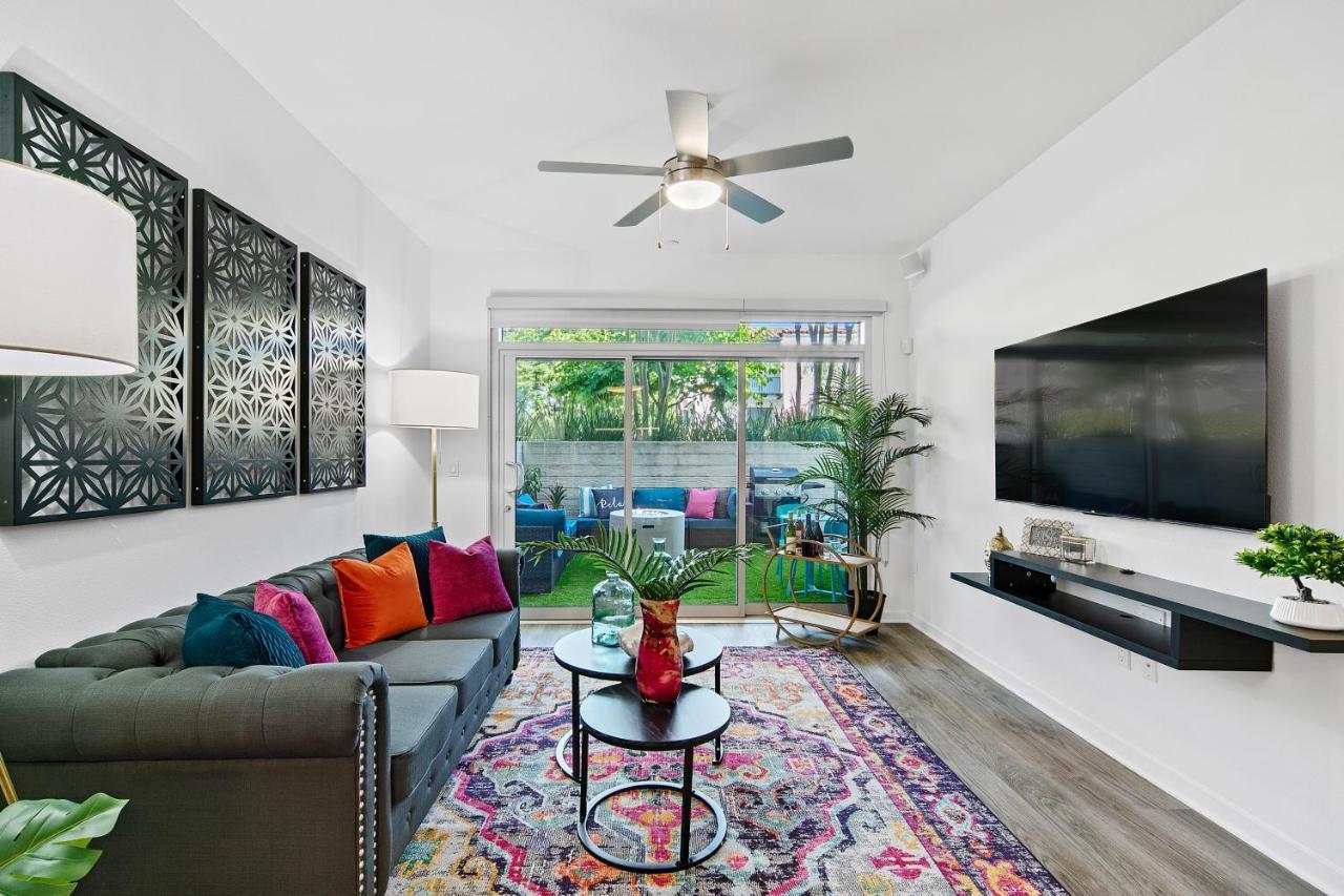 Fairfax District Chic City Oasis 2 Bedroom Apt With Den 136 Лос-Анджелес Екстер'єр фото