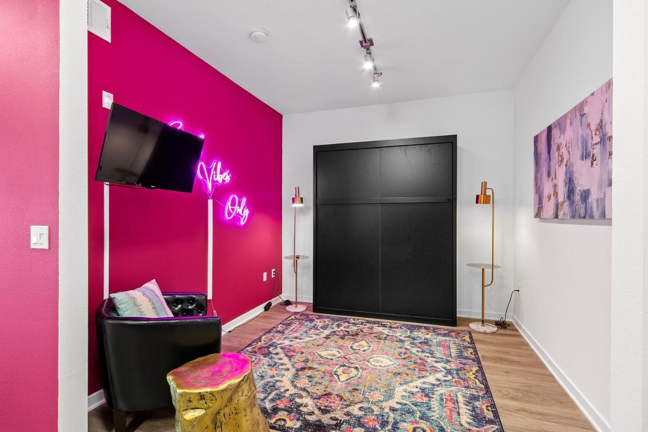 Fairfax District Chic City Oasis 2 Bedroom Apt With Den 136 Лос-Анджелес Екстер'єр фото